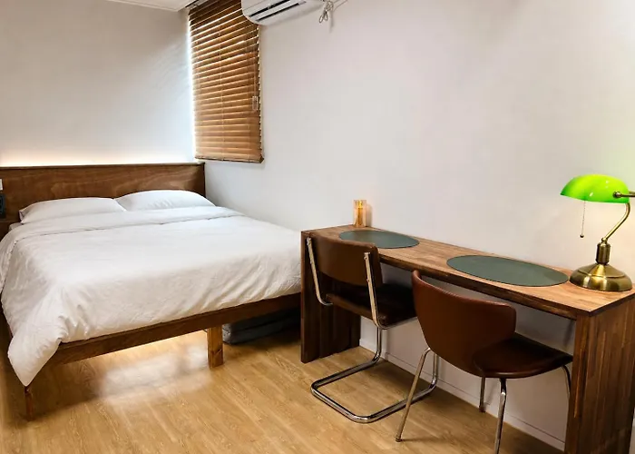 Hostel Moonraejung *